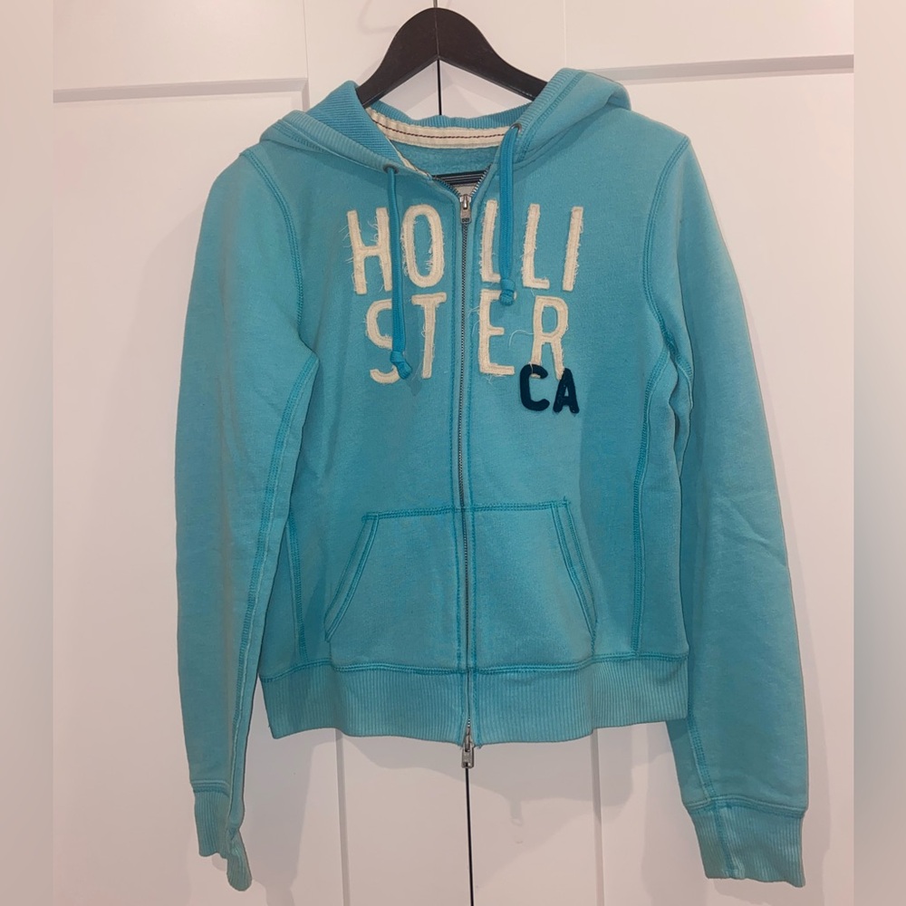 Women’s Hollister Zip-Up Hoodie Size Large